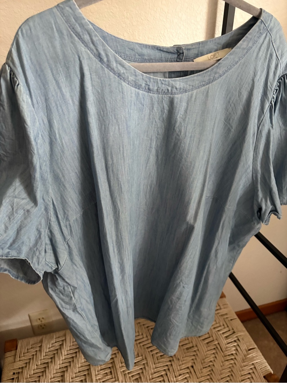 LOFT Light Blue Short Sleeve Chambray Top